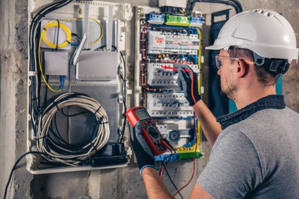 Best Emergency Electrical Repair  in Level Park Oak Park, MI